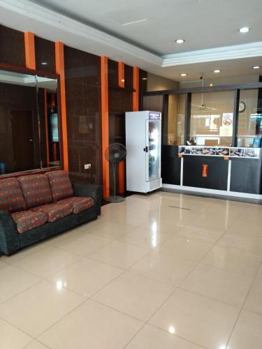 rj hotel kulai