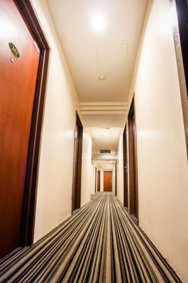 rj hotel kulai