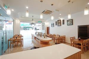 rj hotel kulai