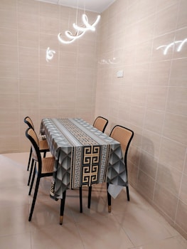 comfy tok sira home kuantan 5 br