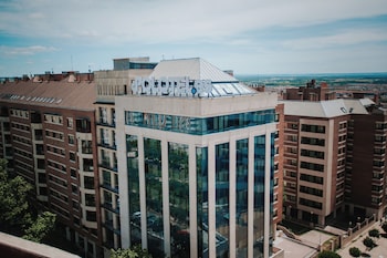 polotel