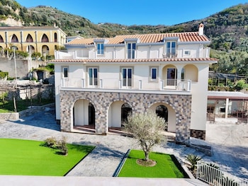 villa gialisa