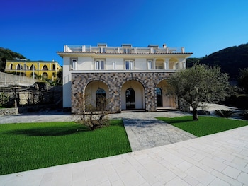 villa gialisa