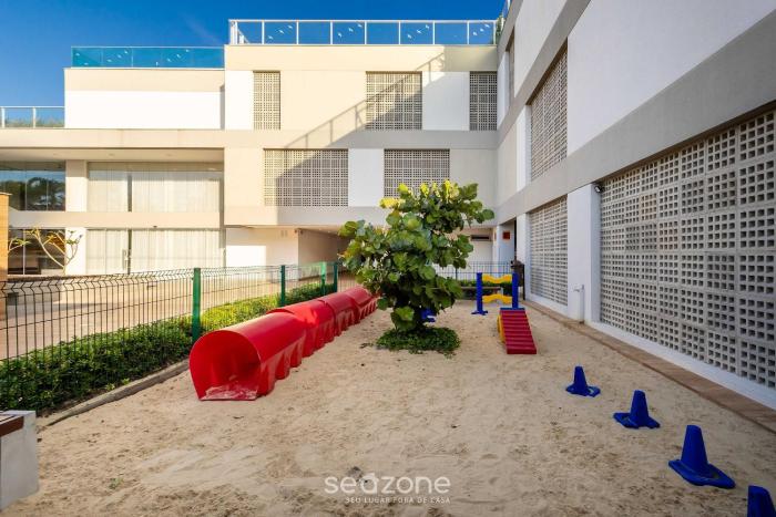 seafront condominium with pool shc