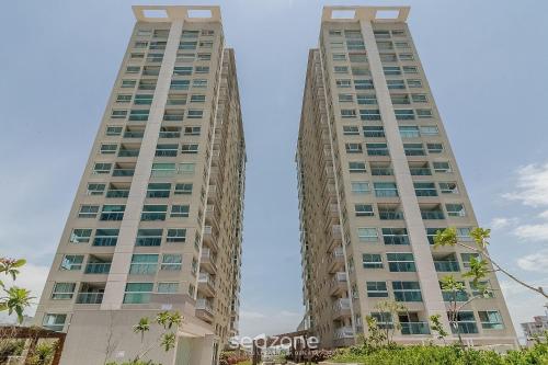seafront condominium with pool shc