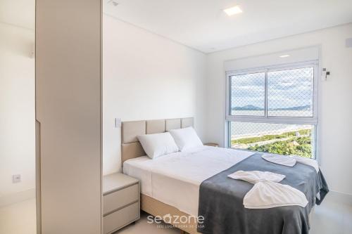 seafront condominium with pool shc