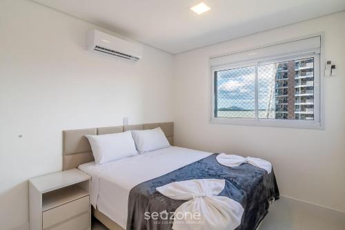 seafront condominium with pool shc