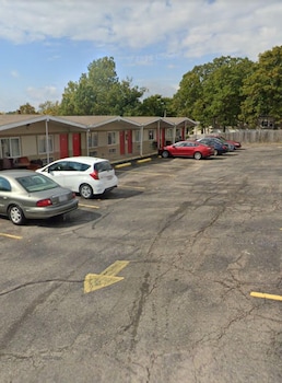 St Roberts Towne & Village Extended Stay,,2 star