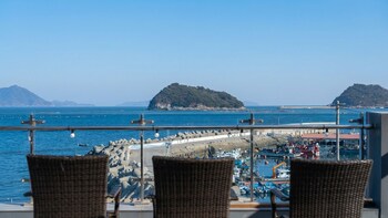 The Sea Angler's Pension In Namhae,,3 star