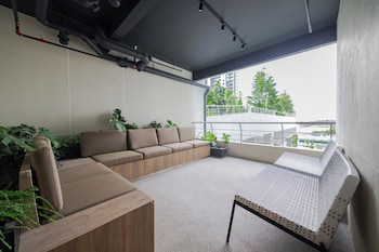 mayabay residence by sleepy bear