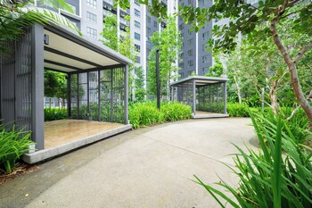 mayabay residence by sleepy bear