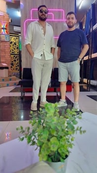 hangover hostel patong