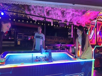 hangover hostel patong
