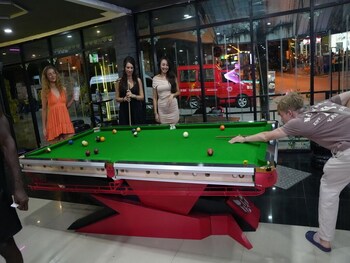hangover hostel patong