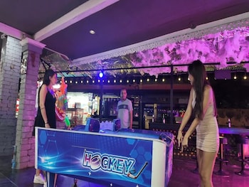 hangover hostel patong