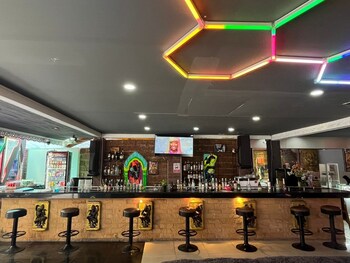 hangover hostel patong