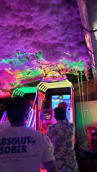 hangover hostel patong