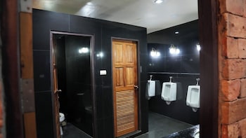 hangover hostel patong