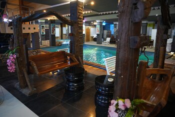 hangover hostel patong