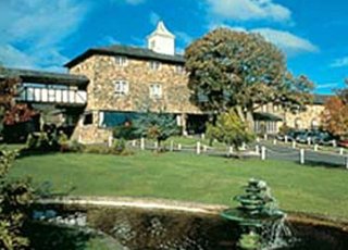 Last Drop Village Hotel And Spa,Bromley Cross>>Bolton,4 star