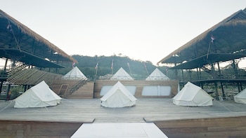 Thailand Mountain Phuket,,3 star