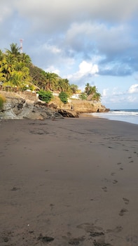 little beach house