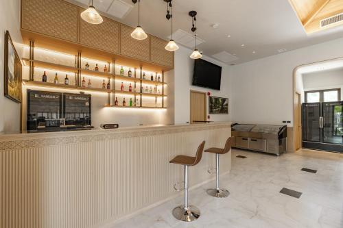 a z sunrise resort and fitness club