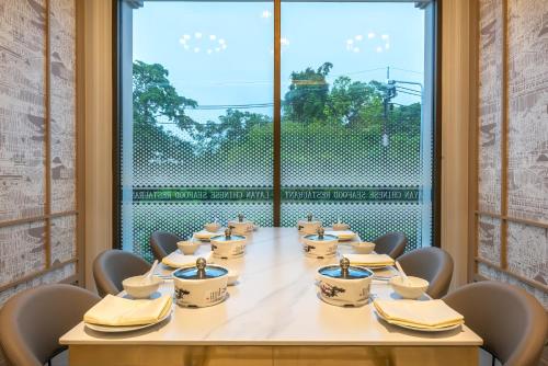 a z sunrise resort and fitness club