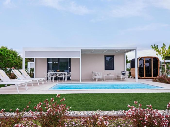 amadria exclusive beach villa