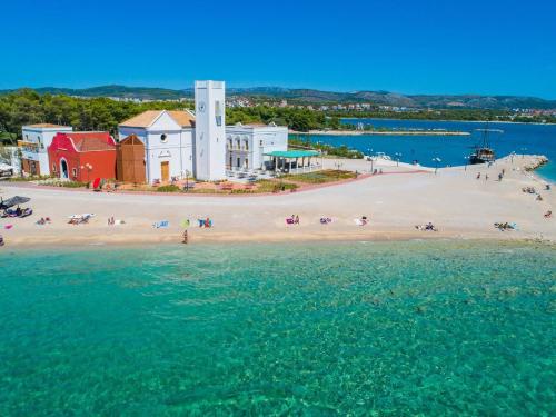 amadria exclusive beach villa