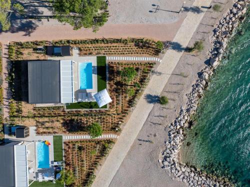 amadria exclusive beach villa