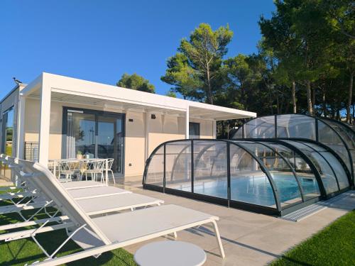 amadria exclusive beach villa
