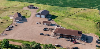Lakeview Lodge,,2 star