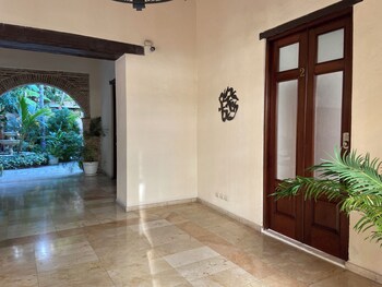 paseo colonial sanctuary 2