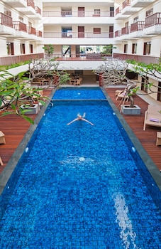 sense sunset hotel seminyak