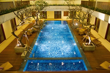 sense sunset hotel seminyak