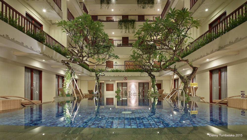 sense sunset hotel seminyak