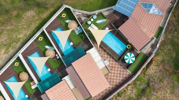 Namhae Elsia Pet Pool Villa Pension,,3 star
