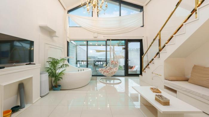namhae elsia pet pool villa pension