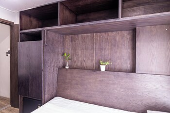 awenasa by livinginn