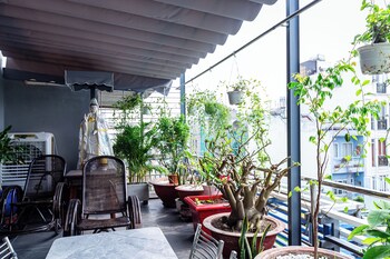 awenasa by livinginn