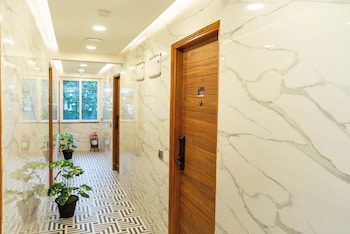 u by z hotels seshadripuram