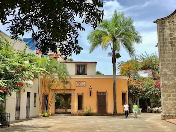 paseo colonial el monasterio 4