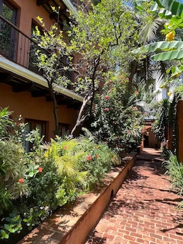 paseo colonial el monasterio 4
