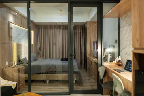 the smith luxury skyview apartments