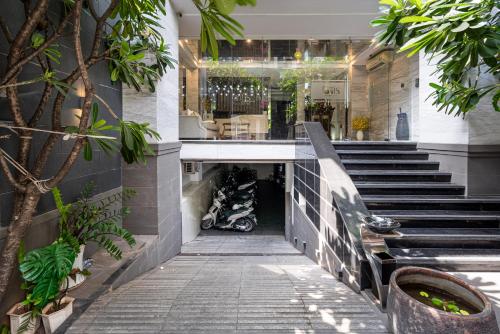 otis apartment 33 tran ke xuong rooftop view