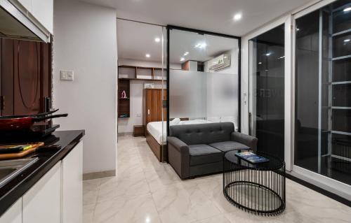 otis apartment 33 tran ke xuong rooftop view