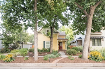 spacious old town home walk to dining and culture