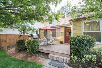spacious old town home walk to dining and culture