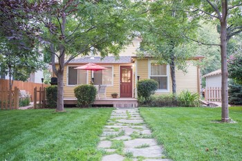 spacious old town home walk to dining and culture